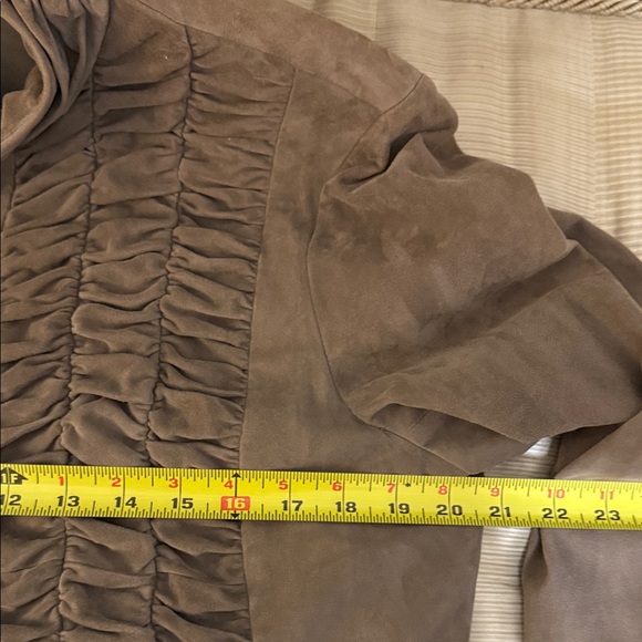 St. John Taupe Suede Blazer - Picture 5 of 6